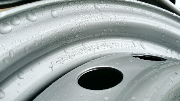 กระทะถอดป้ายแดงขอบ16 6รู139.7 ชุด 4วง