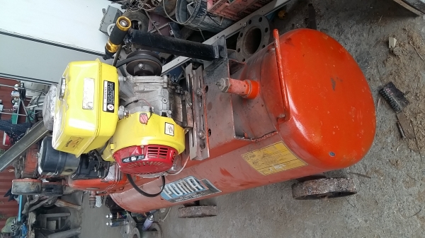 ขาย ปั้มลม puma เครื่องยนตร์ มือสอง พร้อมใช้ค่ะ สนใจทักค่ะ