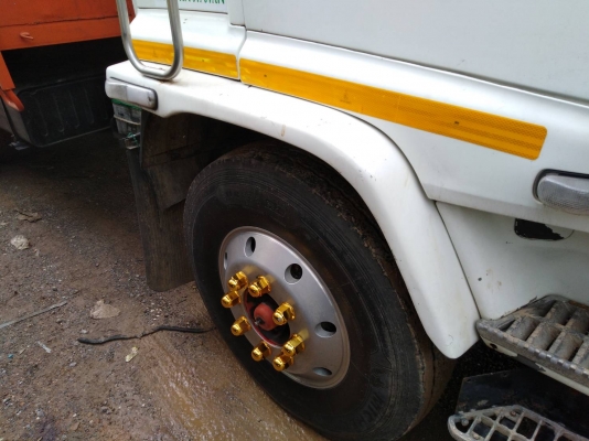 ขาย10ล้อISUZU ROCKY175แรงFVMปี41เพลาเดียวคัชซียาว6.50เมตร ตัวกระบะยาว6.20เมตร เว้นช่วงเครน เปลี่ยนหั