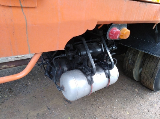 ขาย10ล้อISUZU ROCKY175แรงFVMปี41เพลาเดียวคัชซียาว6.50เมตร ตัวกระบะยาว6.20เมตร เว้นช่วงเครน เปลี่ยนหั
