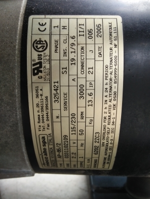 เครื่องปั่นไฟ KAWASAKI 2.2 กิโลวัตต์ สภาพ95\% พร้อมใช้