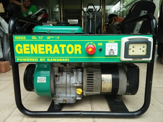 เครื่องปั่นไฟ KAWASAKI 2.2 กิโลวัตต์ สภาพ95\% พร้อมใช้