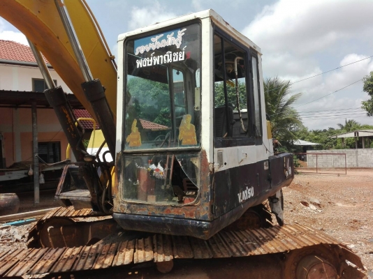 ขายด่วนแพ็คคู่ แม็คโคร KOMATSU PC120-3+ เทรลเลอร์หกล้อ ISUZU หน้ายาวเอกสารเล่มทะเบียน สภาพพร้อมใช้งาน ราคา ย่อมเยาว์ครับ สนใจสอบถาม 093 0764943 คุณ ตั้ม