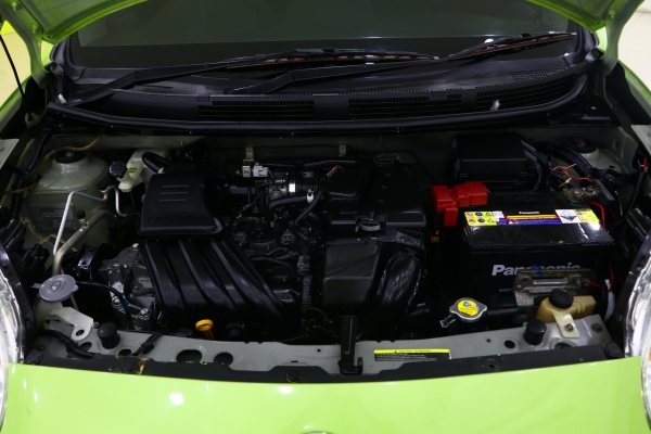 NISSAN MARCH 1.2 E เกียออโต้ ปี2011