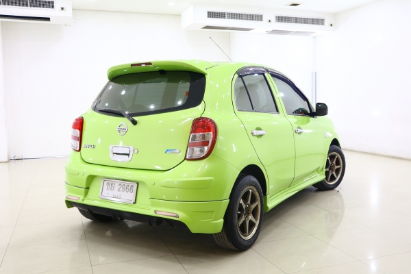 NISSAN MARCH 1.2 E เกียออโต้ ปี2011