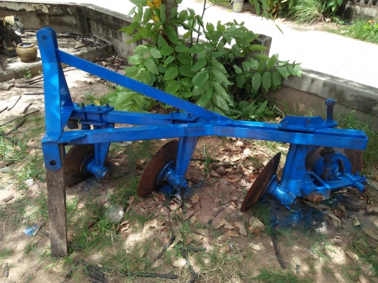 ขายครับขายผาน2อันครับหรือเป็นแยกก็ได้ครับต่อรองราคามาครับ