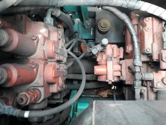 ขายจ้า..KOBELCO SK135SR YY01  เก่านอกแท้  แทรคใหญ่  เครื่องป๊มดี  6,XXX  ชั่วโมง  พร้อมใช้  โทร  089-3818694  จ๊อย