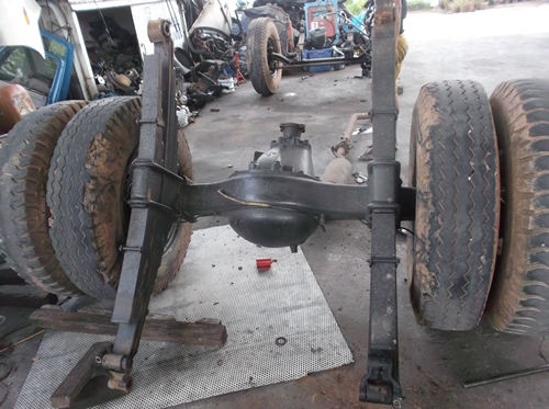 ขายเพลาท้ายอีซูซุ 6 ล้อ  เฟืองท้าย 639 สภาพดีมาก