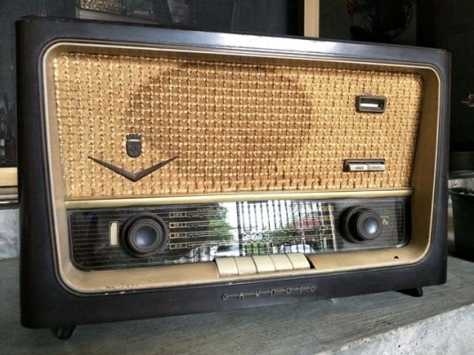 วิทยุหลอดโบราณ GRUNDIG made in W-Germany วิทยุหลอดโบราณ GRUNDIG made in W-Germany
