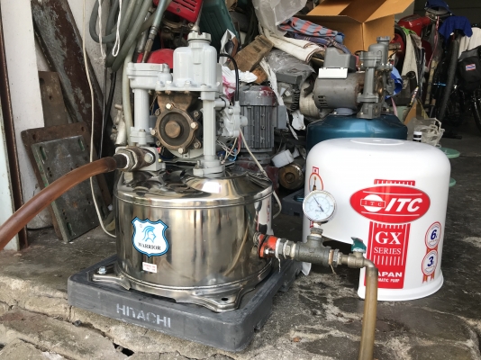 ขายปั๊มน้ำอัตโนมัติ ITC(Hitachi) 180W สภาพสวยมาก เบิกถังสแตนเลส+ฝาครอบของใหม่ใส่ให้ครับ ตรวจเช็คแรงดันเรียบร้อย ไม่มีรั่วซึม พร้อมใช้งาน ราคา 3,500 บาทพร้อมส่ง