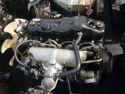 เครื่อง อืซุสุ 4JG2 เครื่องสวยๆ เครื่อง อืซุสุ 4JG2 เครื่องสวยๆ