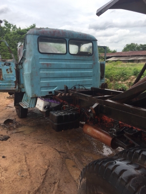 ขายดั้มท์หัวยาว  160 แรง เบรคลอย .เดิม รถราชการ.สดๆ  ราคา 300,000  บาท