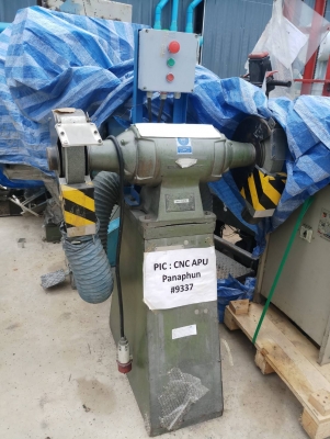 เครื่องขัดตัวใหญ่พร้อมชุดดูดฝุ่น