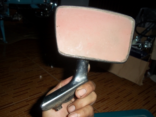 กระจกมองข้าง