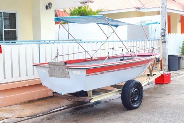 ขายเรือไฟเบอร์ชั้นครึ่งขนาด 13 ฟุตกว้าง 1.45เมตร