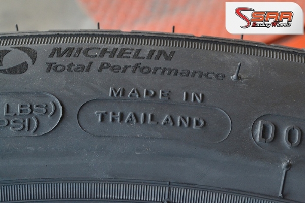 MICHELIN PILOT SPORT 4 235/45ZR18 ราคาเส้นละ 6,800 บาท