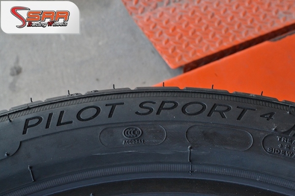 MICHELIN PILOT SPORT 4 235/45ZR18 ราคาเส้นละ 6,800 บาท