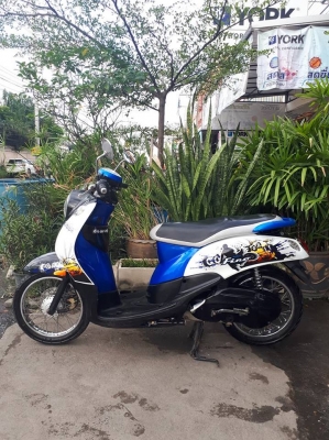 Fino เกย์เดียว สีดำน้ำเงินขาว รถสวย ขับนิ่มมากๆ พร้อมใช้ ขายอย่างถูก Fino เกย์เดียว สีดำน้ำเงินขาว รถสวย ขับนิ่มมากๆ พร้อมใช้ ขายอย่างถูก