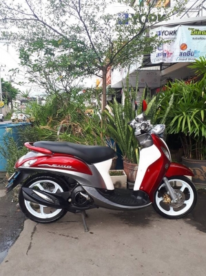 Yamaha Fino FI สีแดงขาวเทา (ล้อแม็กซ์)รุ่น Premium ปี 2556 สวยใสคลาสสิคมาก หัวฉีดรุ่นใหม่ประหยัดน้ำมัน Yamaha Fino FI สีแดงขาวเทา (ล้อแม็กซ์)รุ่น Premium ปี 2556 สวยใสคลาสสิคมาก หัวฉีดรุ่นใหม่ประหยัดน้ำมัน