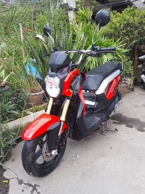 Zoomer X สีแดง รถสวย (ล้อแม็กซ์) ขับหล่อๆ ประหยัดน้ำมัน Zoomer X สีแดง รถสวย (ล้อแม็กซ์) ขับหล่อๆ ประหยัดน้ำมัน