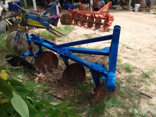 ขายครับขายผาน2อันครับหรือเป็นแยกก็ได้ครับต่อรองราคามาครับ