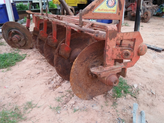 ขายครับขายผาน2อันครับหรือเป็นแยกก็ได้ครับต่อรองราคามาครับ