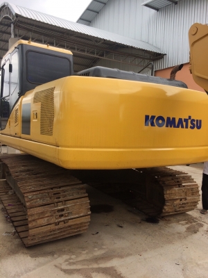 ขายเหมา 2 คัน 200-7 CAT 320 ล้อยางเล่มทั้งสอง ราคา 1,600,000 ราชบุรี