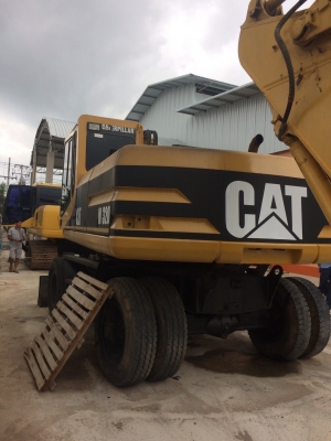 ขายเหมา 2 คัน 200-7 CAT 320 ล้อยางเล่มทั้งสอง ราคา 1,600,000 ราชบุรี ขายเหมา 2 คัน 200-7 CAT 320 ล้อยางเล่มทั้งสอง ราคา 1,600,000 ราชบุรี
