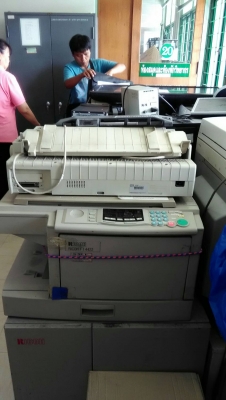 ขายเหมา ( แอร์ 10 ชุด เครื่องถ่าย 2 เครื่อง )  สภาพดี ถูกด้วย 38,000 บาท