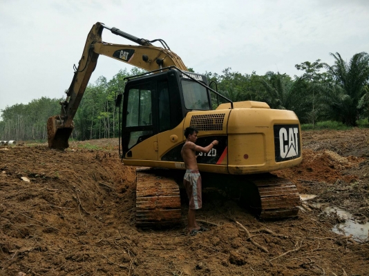 ขายรถแบคโฮ CAT 312 D ไมล์ 11129 ชม.เอกสารชุดจด ราคา 9ึ70000