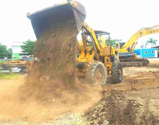 ขายรถตักล้อยาง โคมัทสุJH60 ขับ4ล้อ เครื่อง165แรง6BD