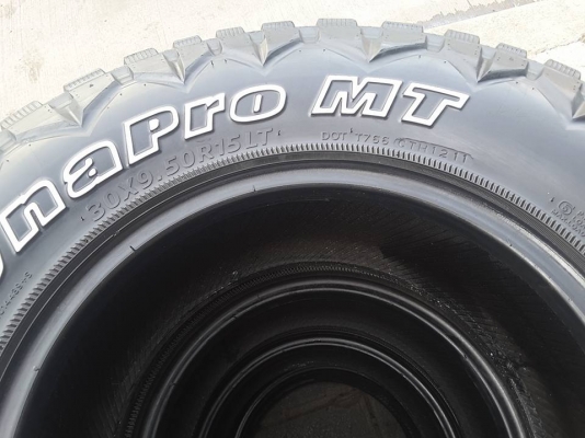 Hankook MT 30-9.5-15 ปี11 สภาพดี 1ชุด Hankook MT 30-9.5-15 ปี11 สภาพดี 1ชุด