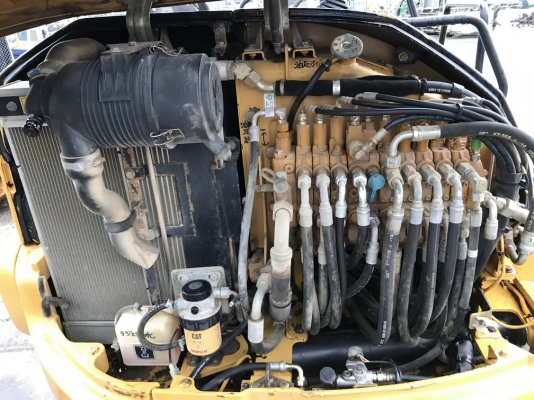 CAT 304CCR YR2008 นำเข้าจากญี่ปุ่น มีไลน์หัวกระแทก สวย ๆ