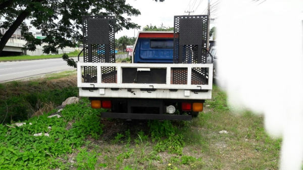 ขายรถสไลค์ราคา350000บาทขายอิสุสุNPR 115แรง เกียร์สั้น ทะเบียนยกเลิกม79 ทะเบียนพร้อมโอน