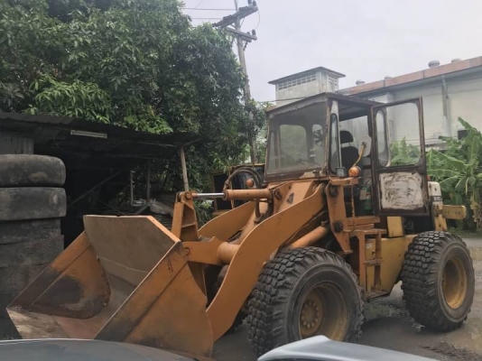 รถตัก KOMATSU 510 กรองเดี่ยว (พร้อมใช้งาน)