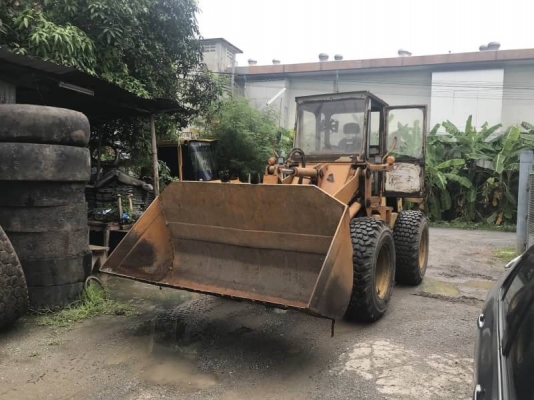 รถตัก KOMATSU 510 กรองเดี่ยว (พร้อมใช้งาน)