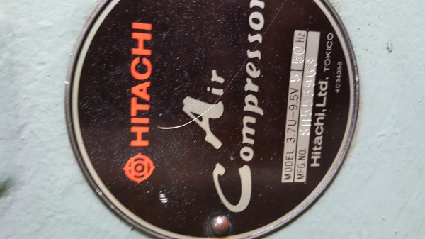 ปั้มลมhitachi japan  5แรง