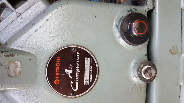 ปั้มลมhitachi japan  5แรง