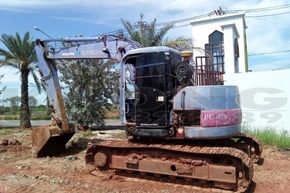 ขายด่วน รถแบคโฮ komatsu 128 us เครือง เดิม เอว แน่น เฟรมตัวเดินดี มีเอกสารซื้อขาย เพียง 410000 บาท