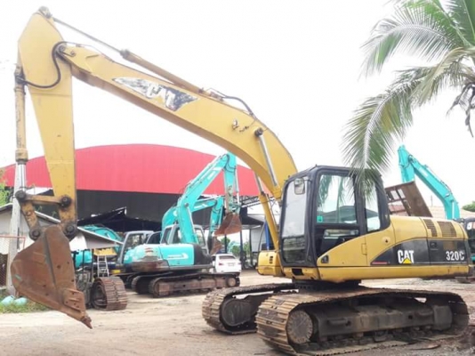 ขายจ้า..CATERPILLAR 320C เก่าใน  สภาพสวย  เครื่องปั๊มดี  เดิมๆๆ  10,XXX  ชั่วโมง..พร้อมใช้  พร้อมเล่มทะเบียน  โทร  089-3818694  จ๊อย