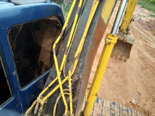 ขายด่วน KOBELCO SK120 MART III สภาพพร้อมใช้งาน เครื่องปั้มดี เอกสารสัญญาซื้อขาย สนใจสอบถาม 093 0764943 คุณ ตั้ม