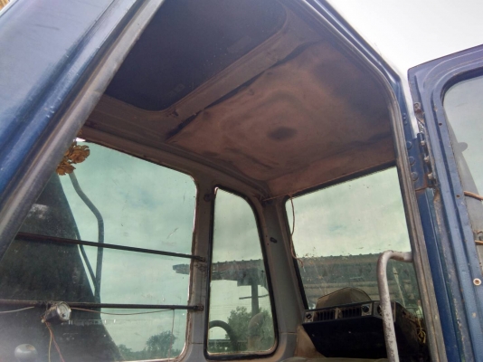 ขายด่วน KOBELCO SK120 MART III สภาพพร้อมใช้งาน เครื่องปั้มดี เอกสารสัญญาซื้อขาย สนใจสอบถาม 093 0764943 คุณ ตั้ม