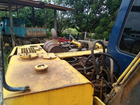 ขายด่วน KOBELCO SK120 MART III สภาพพร้อมใช้งาน เครื่องปั้มดี เอกสารสัญญาซื้อขาย สนใจสอบถาม 093 0764943 คุณ ตั้ม