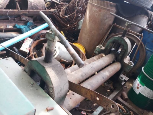 เครื่องม้วนเหล็กท่อ