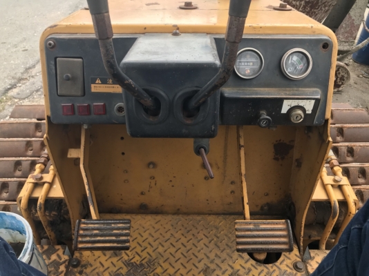 D20P รถไถ รถดัน รถดิน D20P รถไถ รถดัน รถดิน