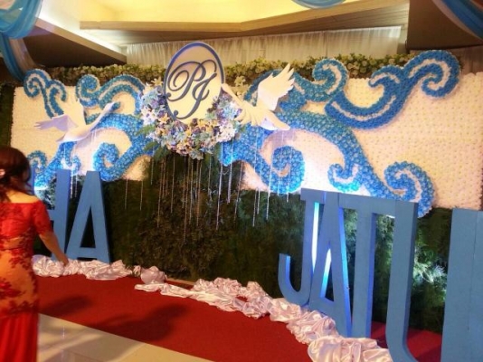 เครื่องตัดโฟมด้วยลวดร้อน