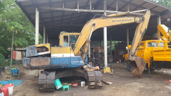 ขาย แบคโฮ KOMATSU PC120-3 เครื่อง 6BD1 ปั้มดี ช่วงล่าง 70\%