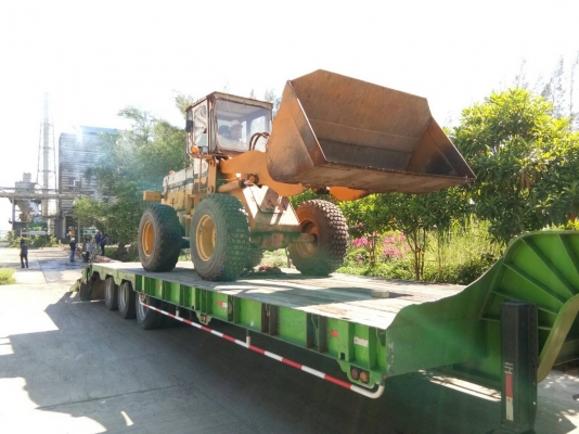 ขายเหมาถูกๆ รถตักKOMATSU 510,CAT IT 12 มี2คัน