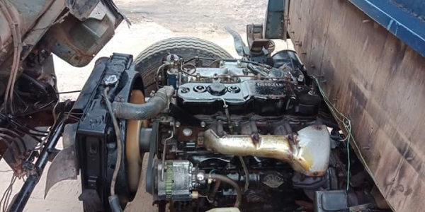 ISUZU. NPR 115 แรง ปี34 รถเดิมบาง เครื่องแจ่มมาก ครัชชีสวย เอกสารพร้อม สนใจติดต่อ 091-3544524