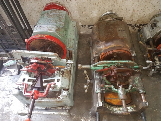 **ขายถูกๆ เครื่องต๊าปเกลียวท่อมือสอง(เก่านอก-ญี่ปุ่น)**มีขนาดตั้งแต่ 1-4 นิ้ว อุปกรณ์ครบ สภาพดี ทุกๆระบบเดิมๆ ครับ